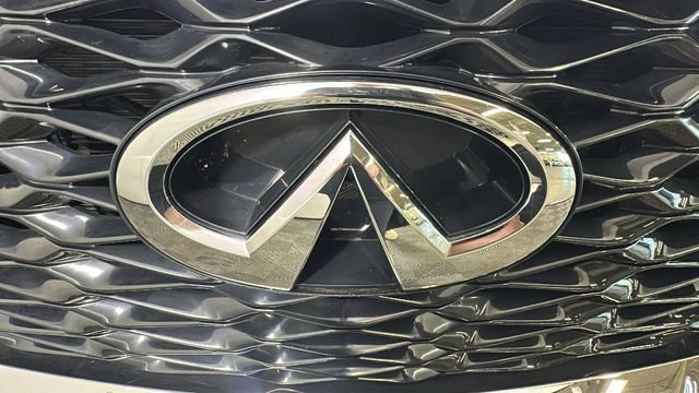 Used 2025 INFINITI QX60 Pure AWD/4WD image 8