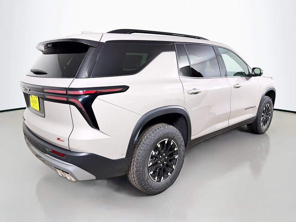 New 2026 Chevrolet Traverse Z71 w/ Enhanced Driving Package AWD/4WD image 5