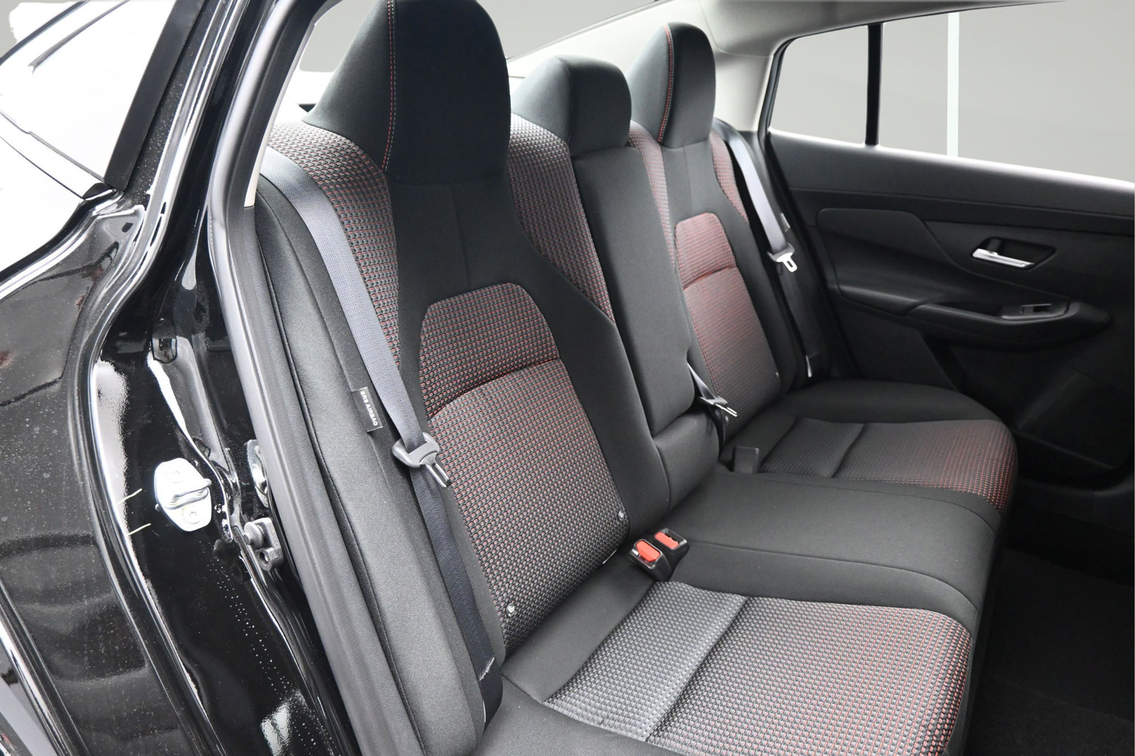 Used 2026 Nissan Sentra SR w/ Floor Mat Package FWD image 13
