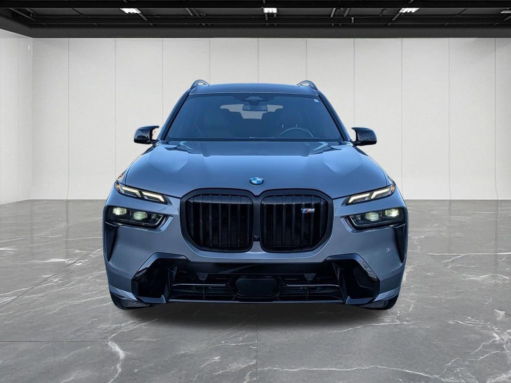 Used 2025 BMW X7 M60i w/ Climate Comfort Package AWD/4WD image 8