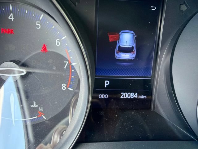 Used 2019 Toyota C-HR LE FWD image 12