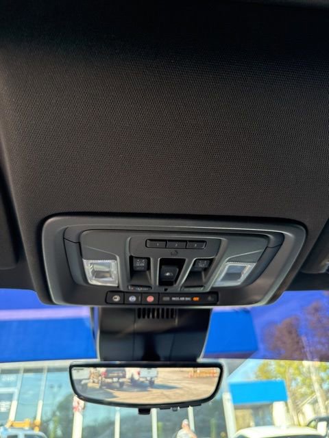 Used 2022 Chevrolet Silverado 1500 ZR2 w/ Technology Package image 19