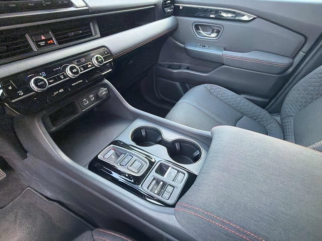Certified 2025 Honda Pilot Sport image 29