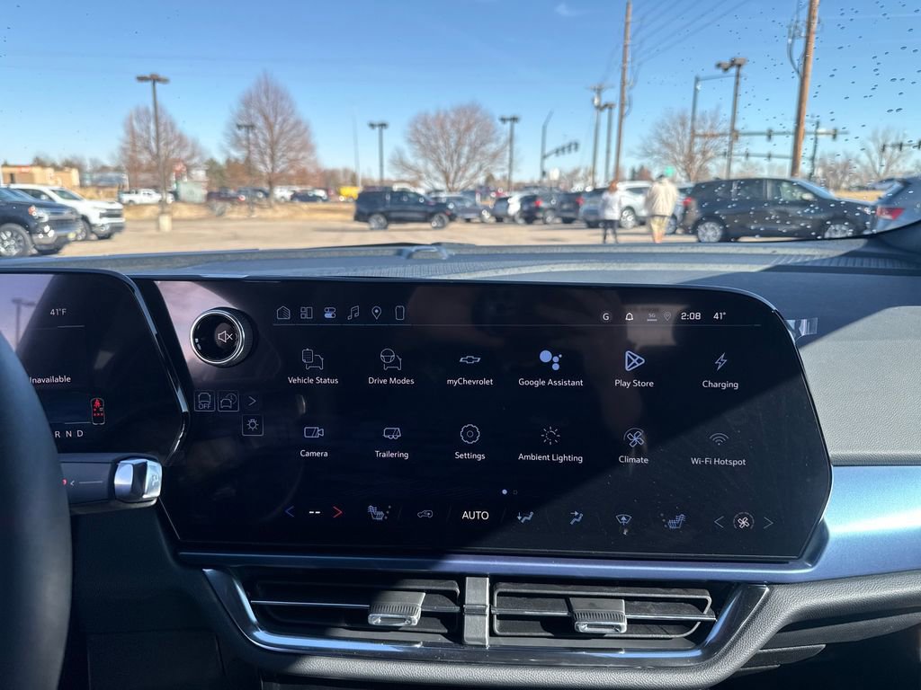 New 2026 Chevrolet Equinox EV LT AWD/4WD image 18