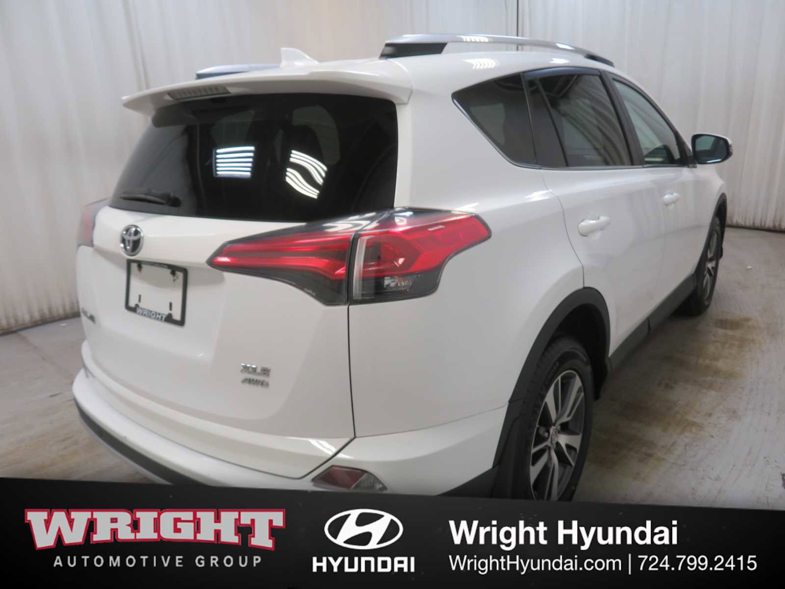 Used 2016 Toyota RAV4 XLE w/ Convenience Package image 6