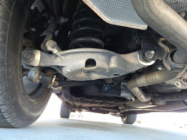 Used 2021 Ford Explorer Limited w/ Equipment Group 301A AWD/4WD image 90