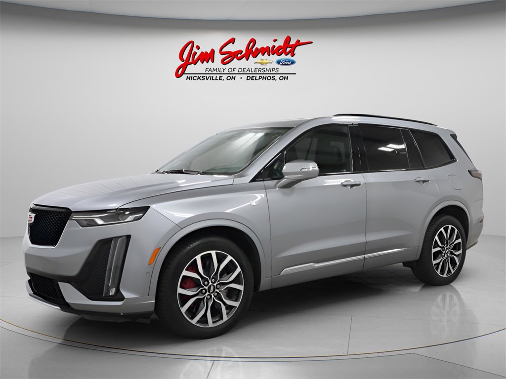 Used 2024 Cadillac XT6 Sport w/ Technology Package image 2