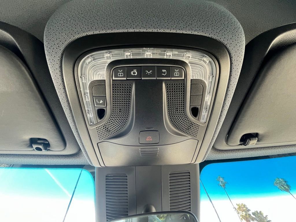 Used 2023 Mercedes-Benz Sprinter 1500 image 24