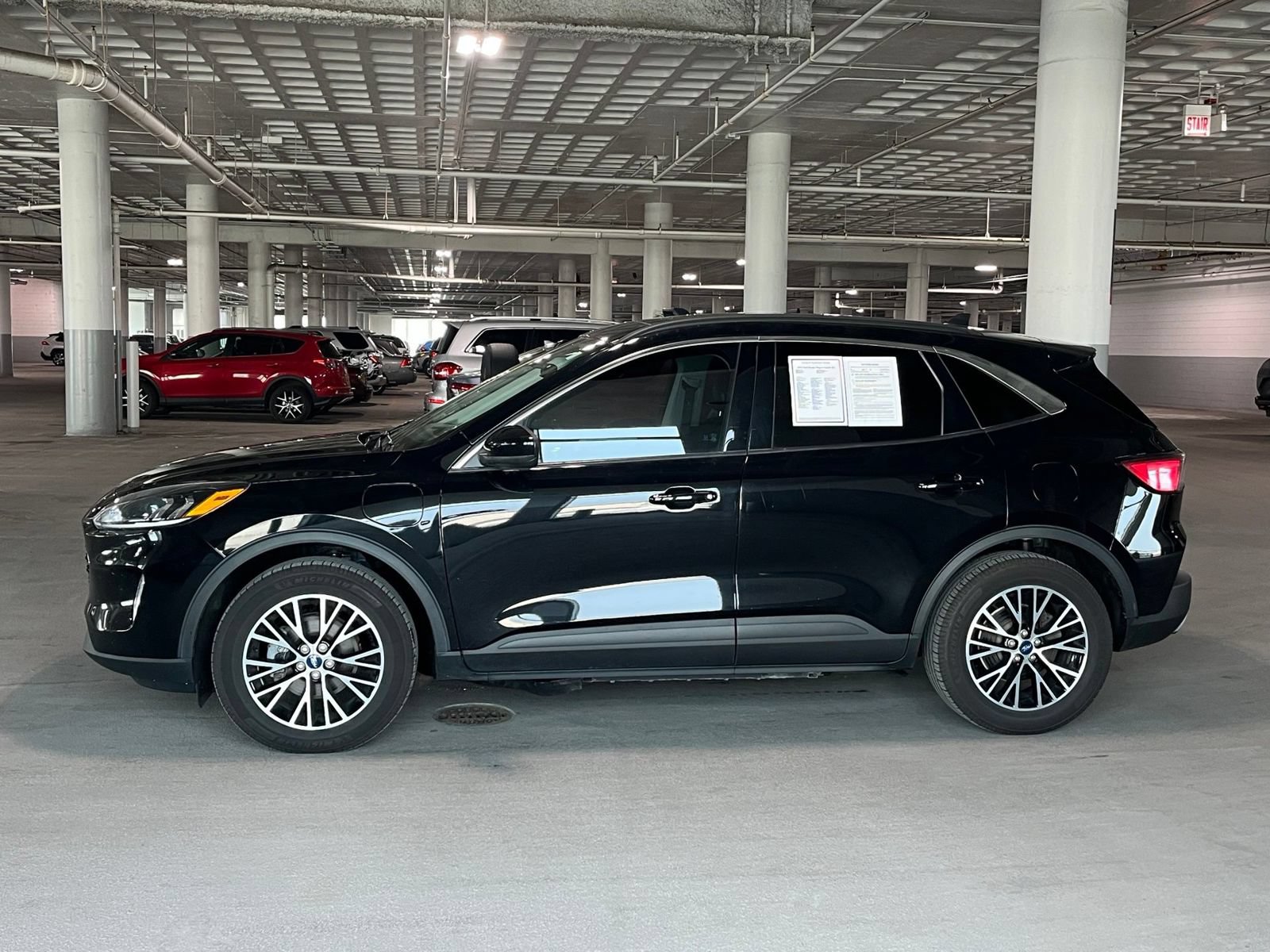 Used 2022 Ford Escape SEL w/ Technology Package FWD image 7