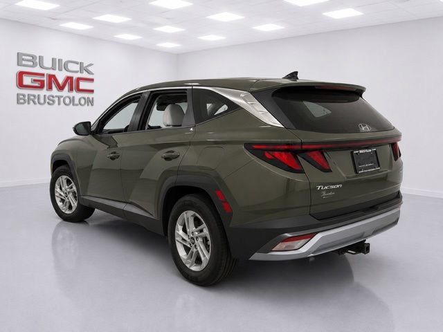 Used 2025 Hyundai Tucson SE AWD/4WD image 8