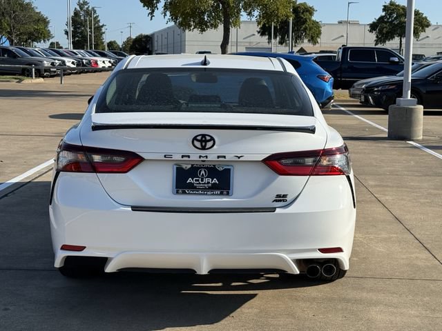 Used 2023 Toyota Camry SE AWD/4WD image 5