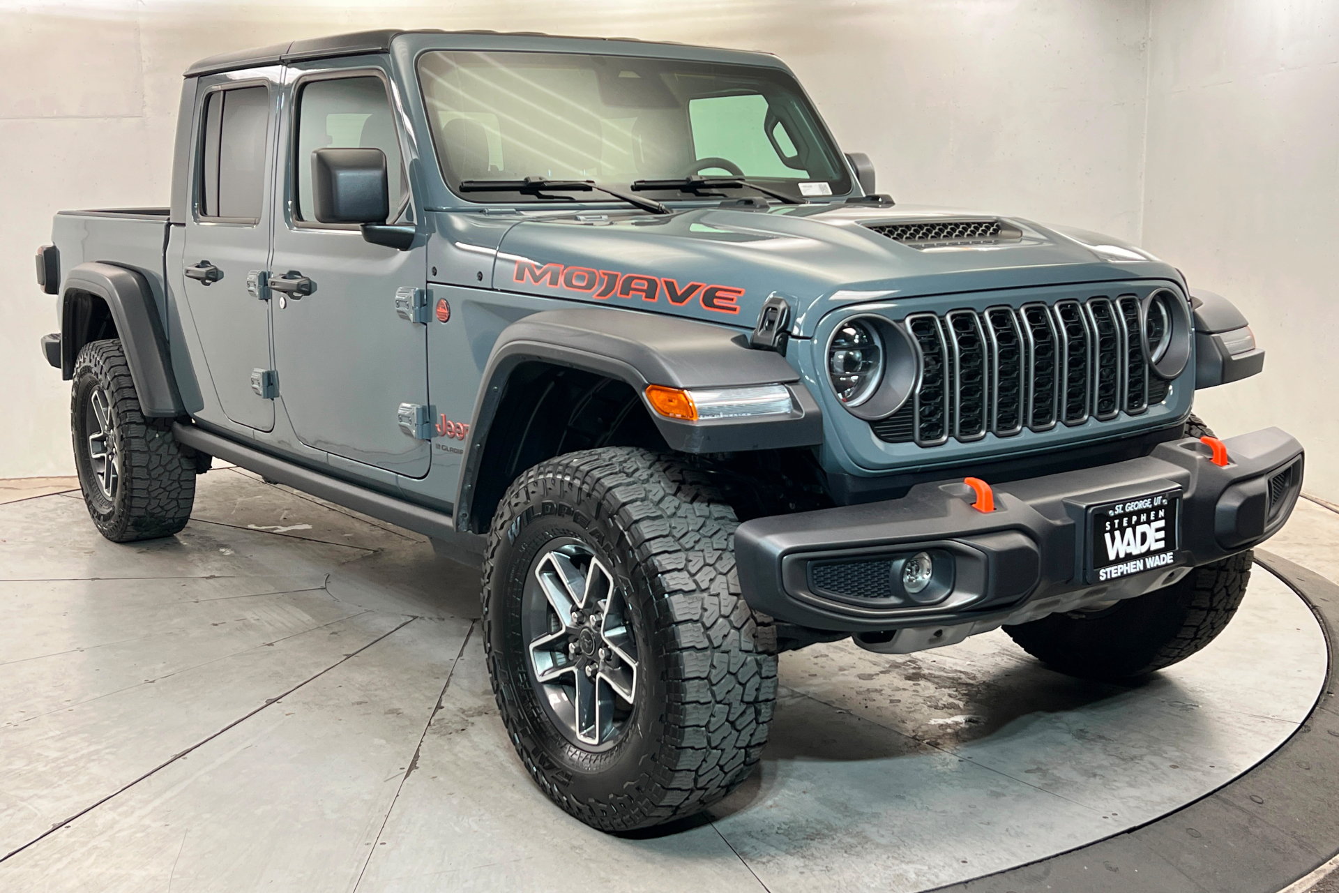 Certified 2026 Jeep Gladiator Mojave AWD/4WD image 7