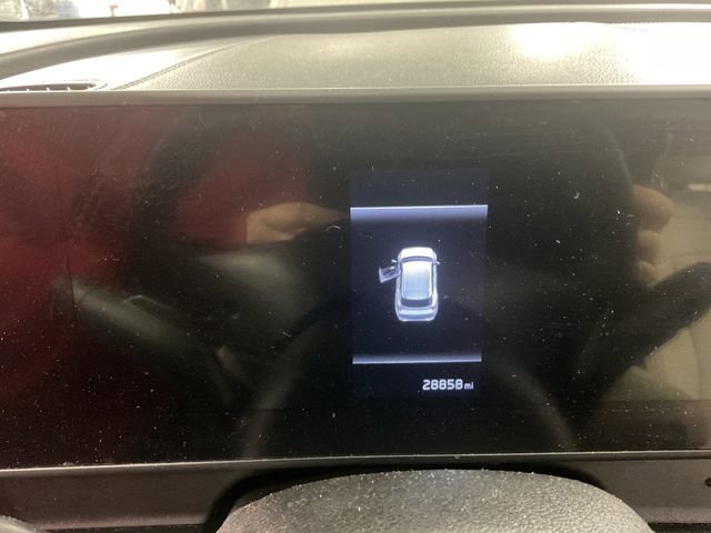 Used 2023 Kia Sportage EX image 14