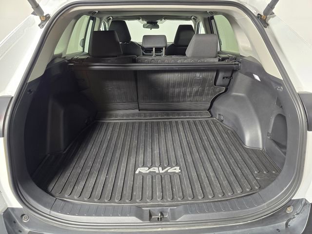 Used 2024 Toyota RAV4 XLE w/ Convenience Package image 16
