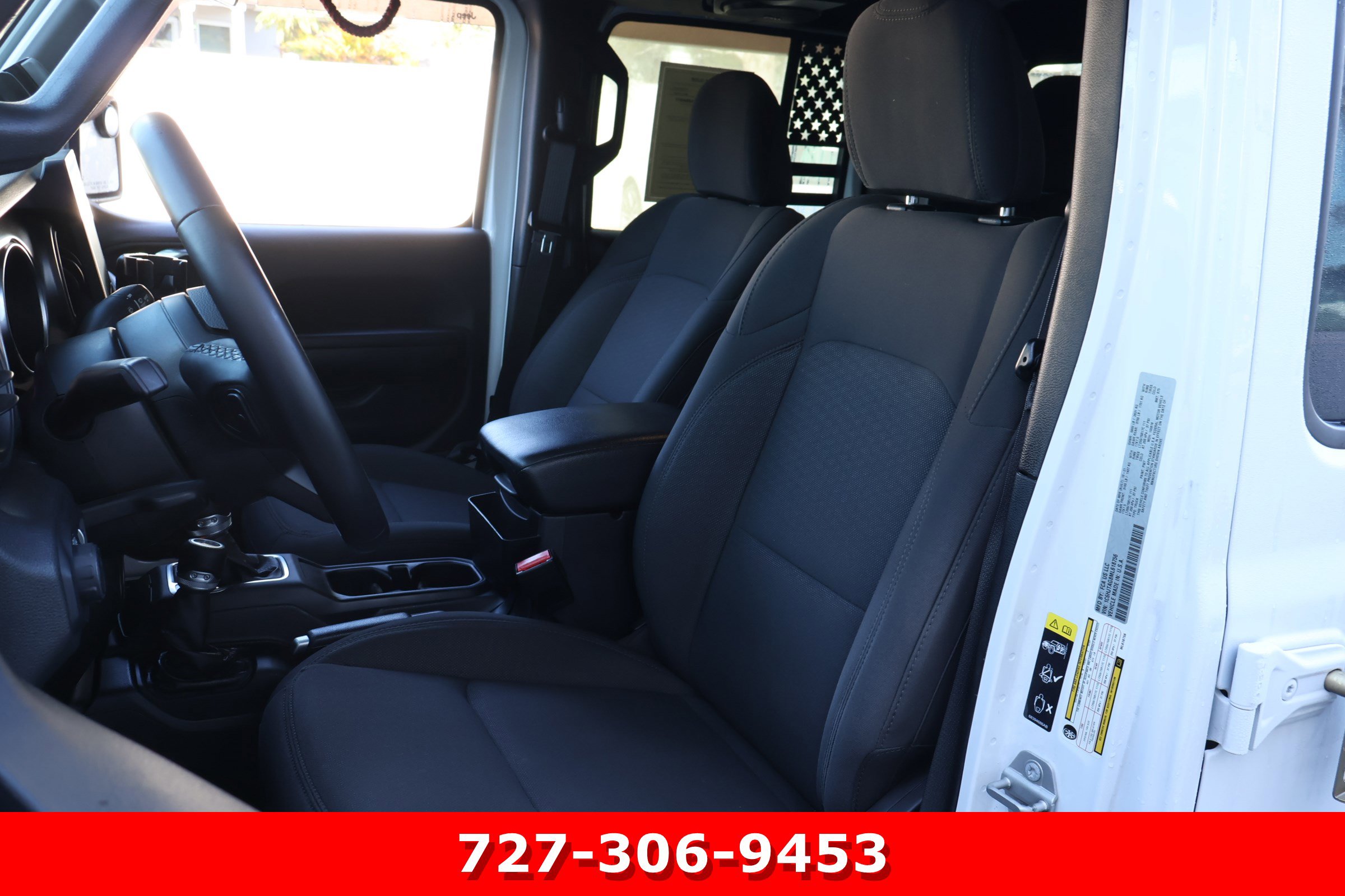 Used 2021 Jeep Gladiator Willys image 2