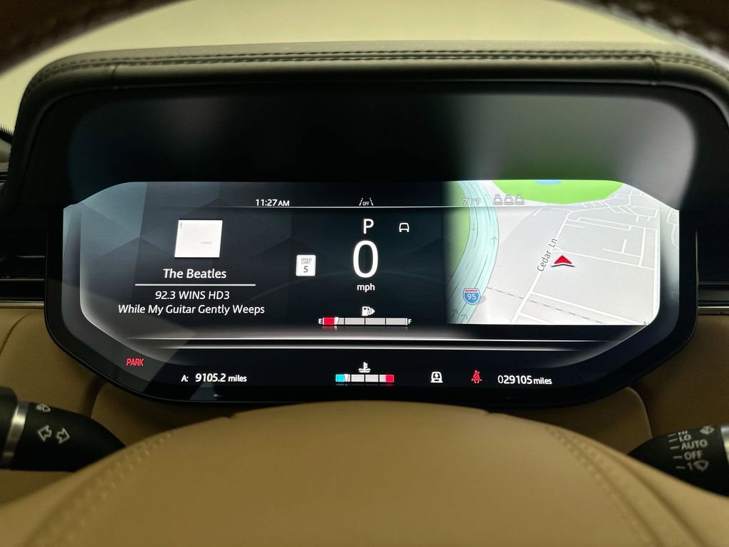 Used 2024 Land Rover Range Rover Autobiography image 32