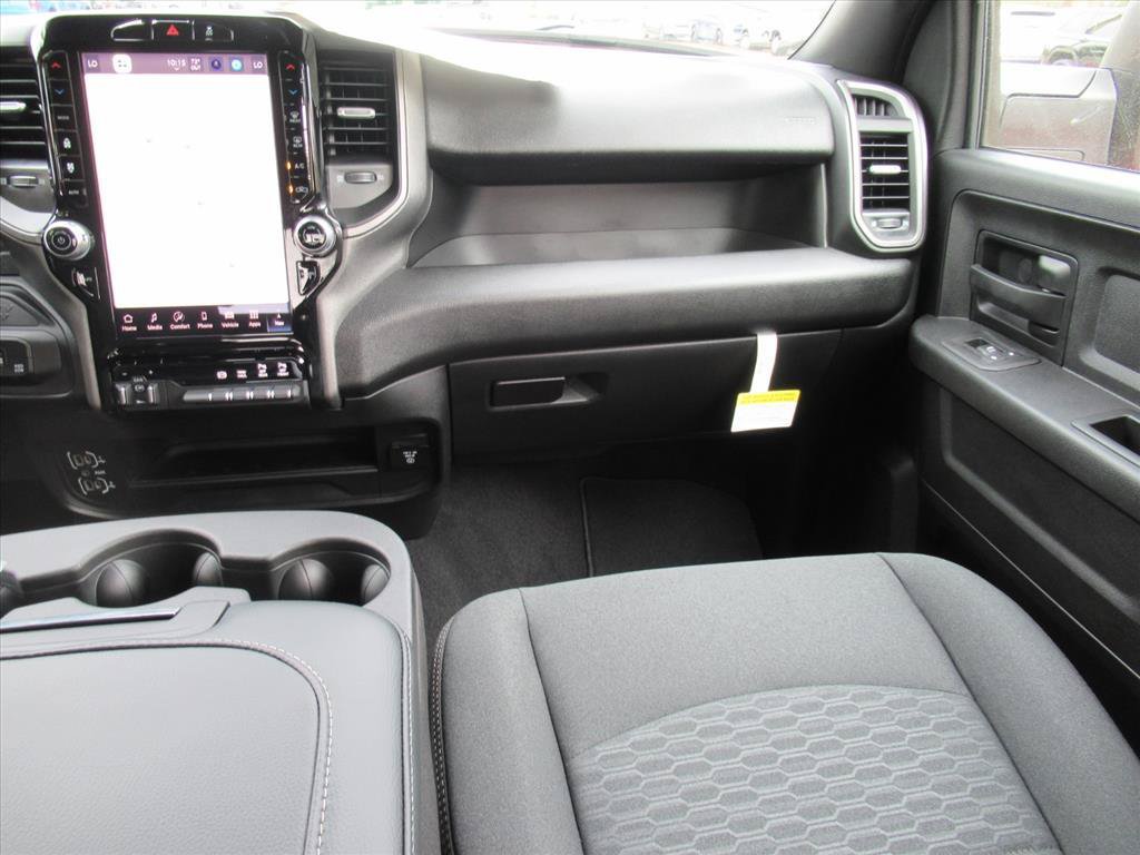 New 2026 RAM 2500 Tradesman AWD/4WD image 15
