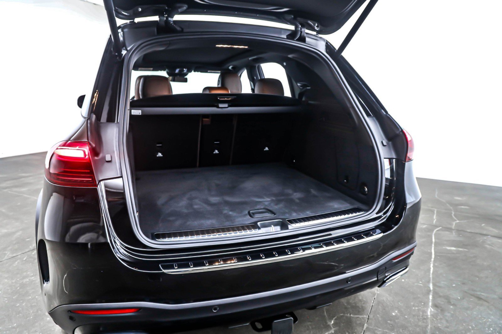 Certified 2025 Mercedes-Benz GLE 450 4MATIC image 24