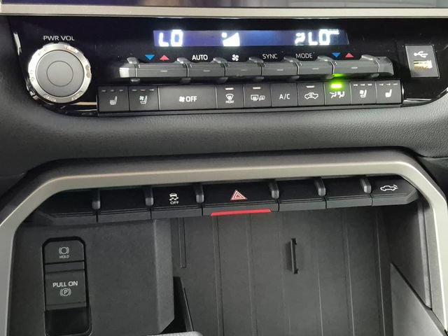 New 2026 Toyota Tundra Limited AWD/4WD image 21