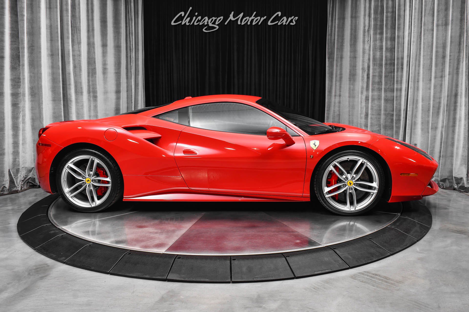 Used 2018 Ferrari 488 GTB image 41