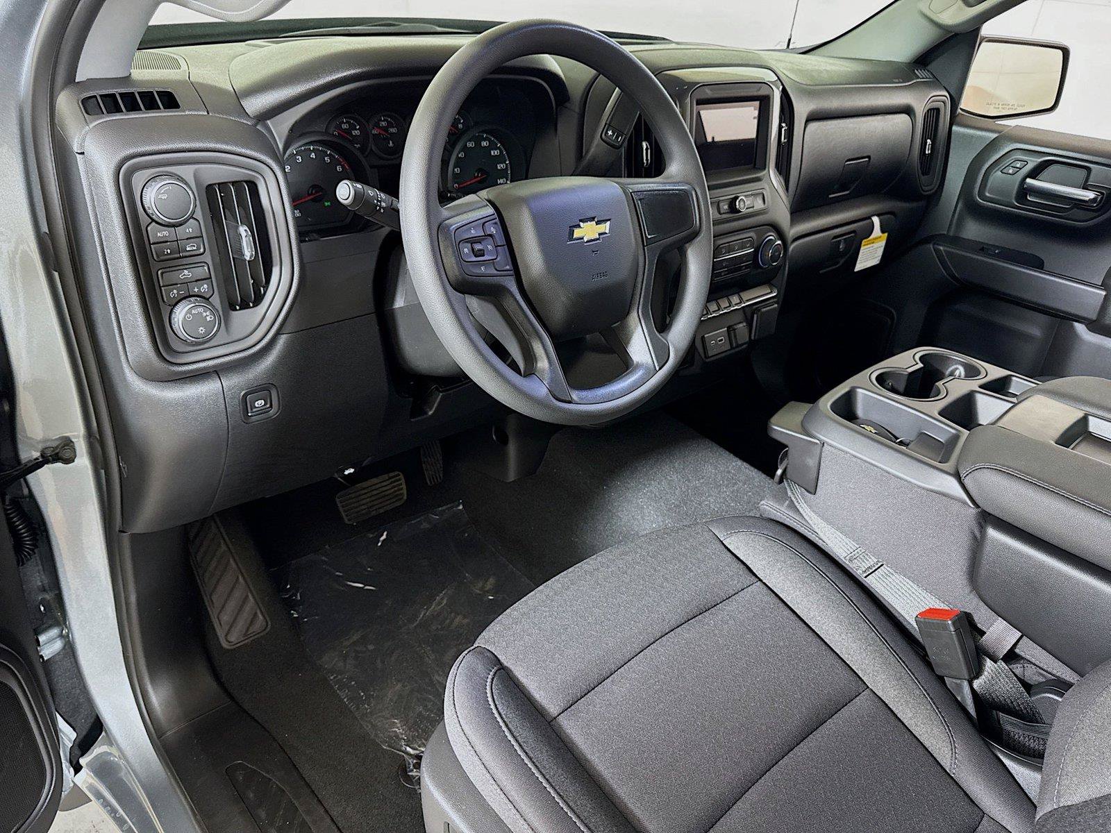 New 2026 Chevrolet Silverado 1500 Custom w/ Turbomax Blackout Package AWD/4WD image 5