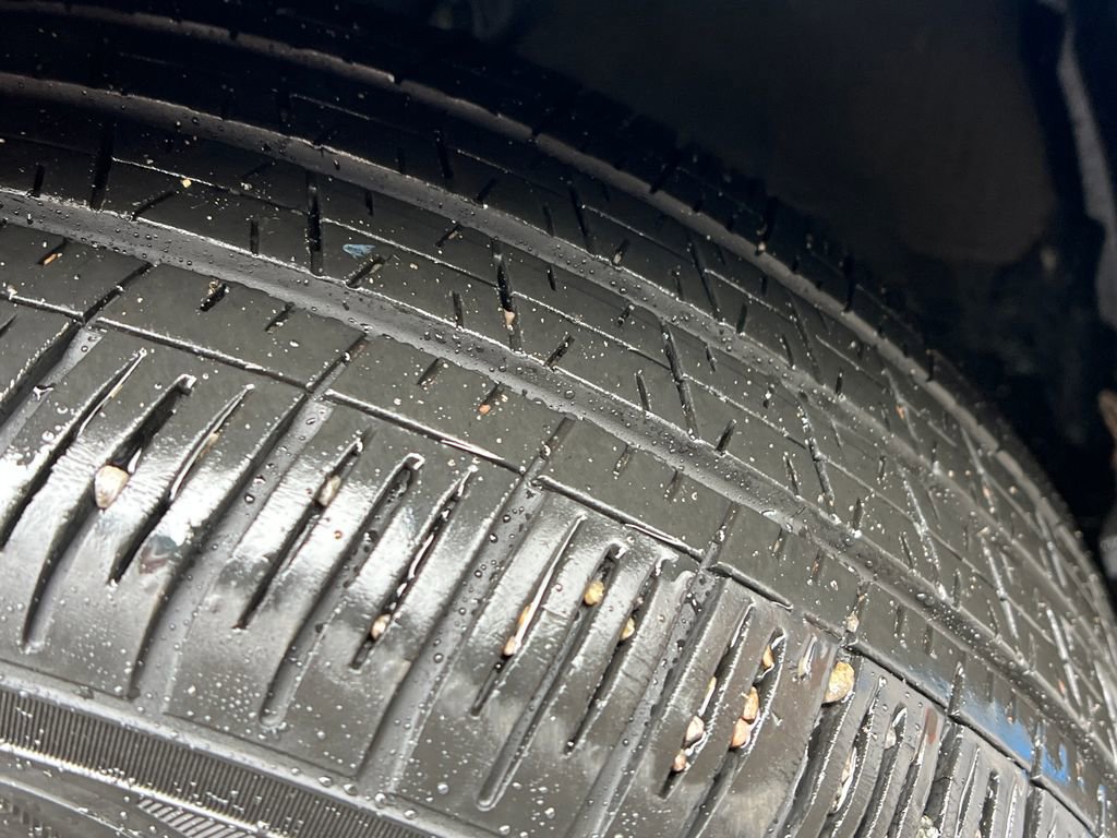 Used 2020 Toyota Corolla SE image 24