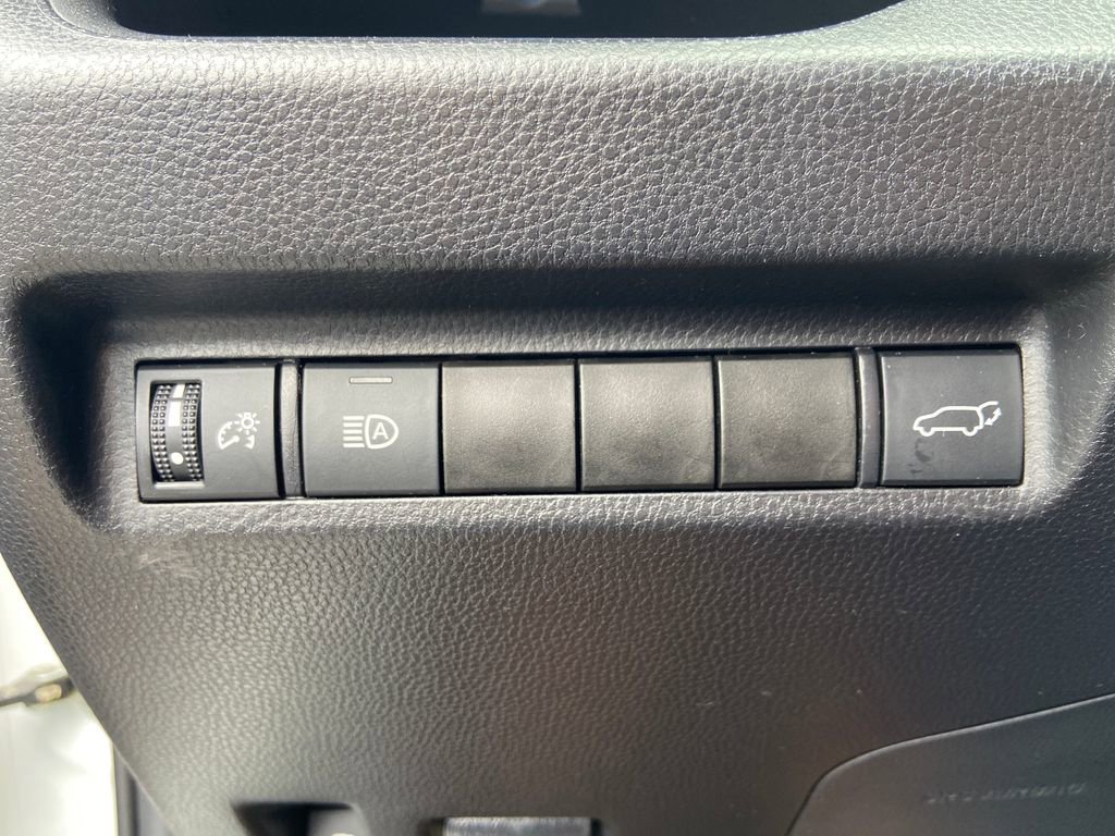 Used 2021 Toyota RAV4 XSE image 29