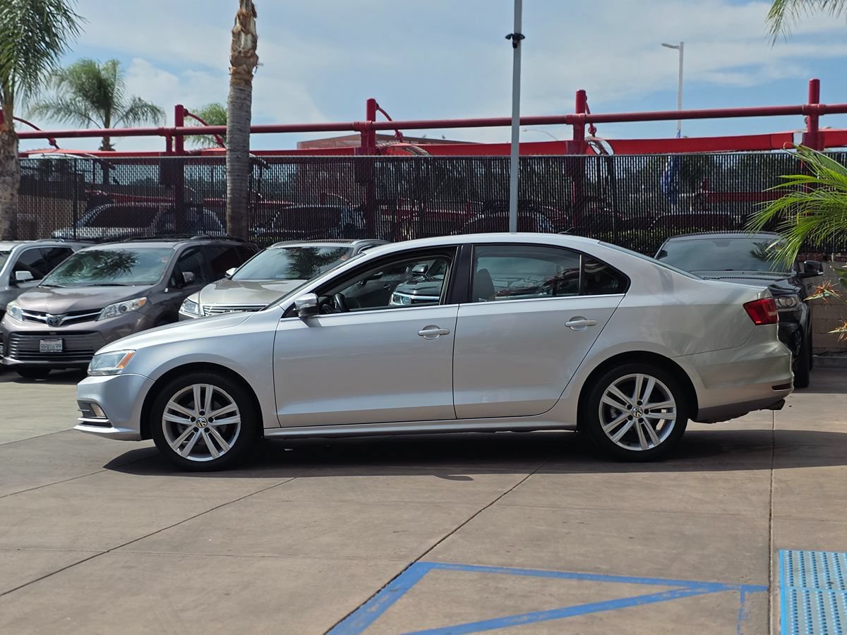 Used 2015 Volkswagen Jetta SEL FWD image 9