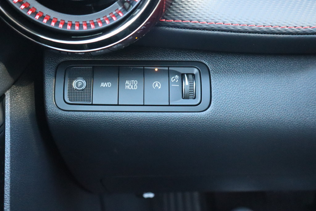 New 2027 Chevrolet Equinox RS w/ Safety and Technology Package AWD/4WD image 18