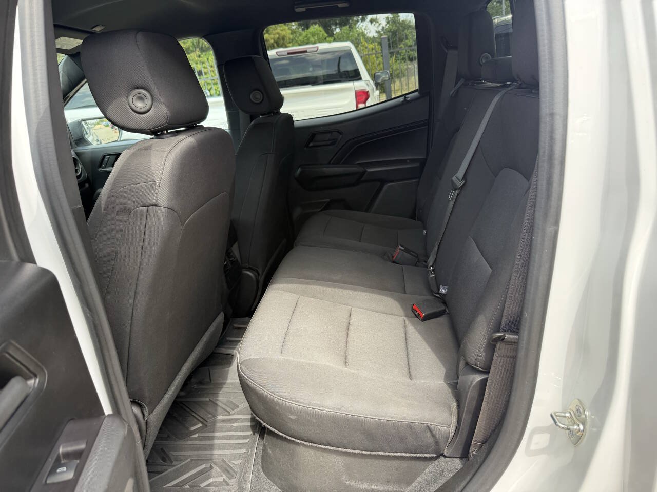 Used 2024 Chevrolet Colorado Trail Boss AWD/4WD image 13