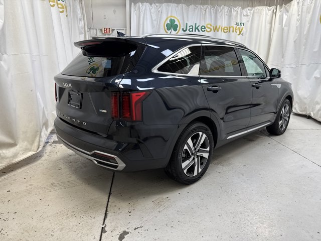 Used 2022 Kia Sorento EX w/ Panoramic Sunroof Package image 14