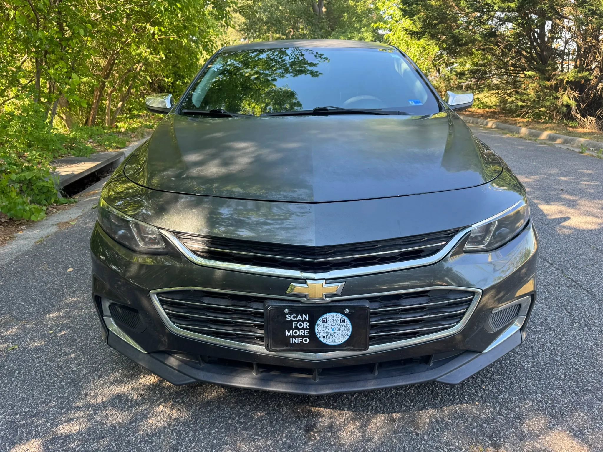 Used 2016 Chevrolet Malibu LT FWD image 3