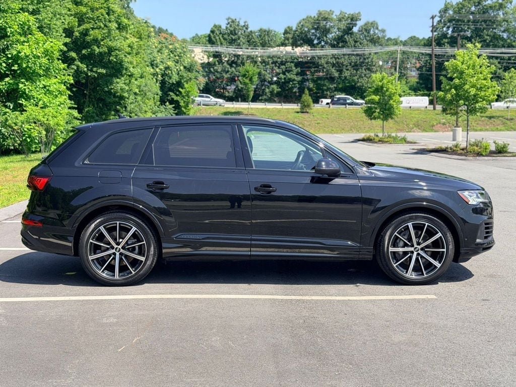 Used 2024 Audi Q7 3.0T Prestige AWD/4WD image 7