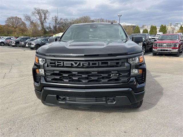 Used 2025 Chevrolet Silverado 1500 Custom w/ Turbomax Blackout Package image 8