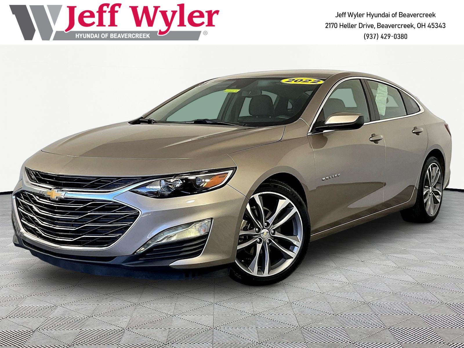 Used 2022 Chevrolet Malibu LT FWD image 1