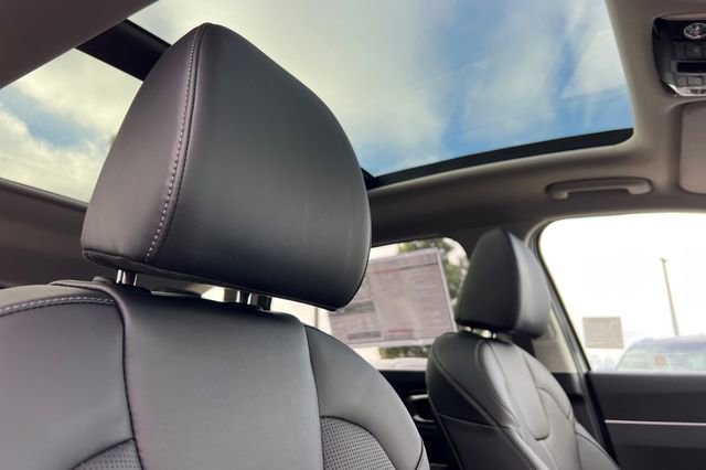 New 2026 Kia Sorento S w/ S Panoramic Sunroof Package image 21