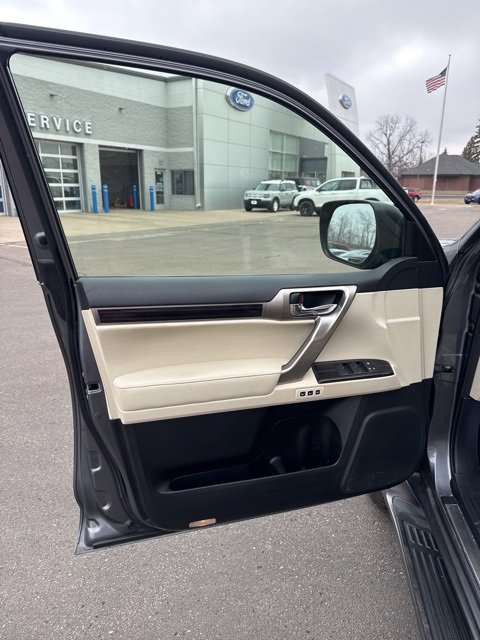 Used 2020 Lexus GX 460 Premium image 16