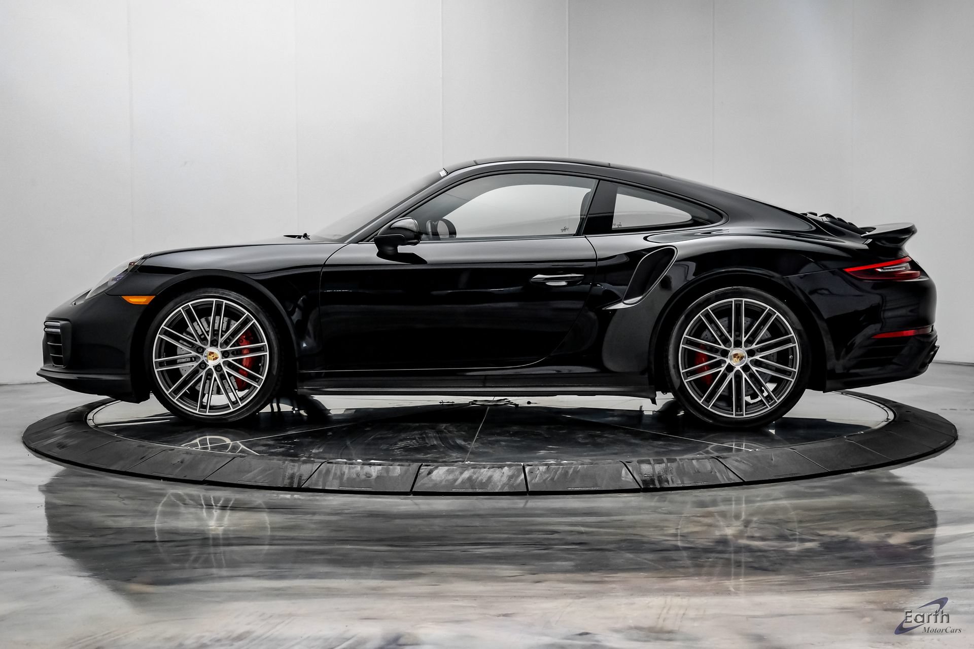 Used 2017 Porsche 911 Turbo AWD/4WD image 6