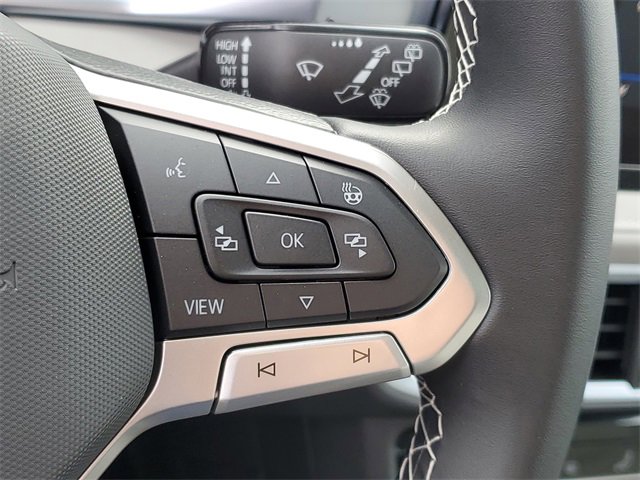 New 2026 Volkswagen Taos SE image 25