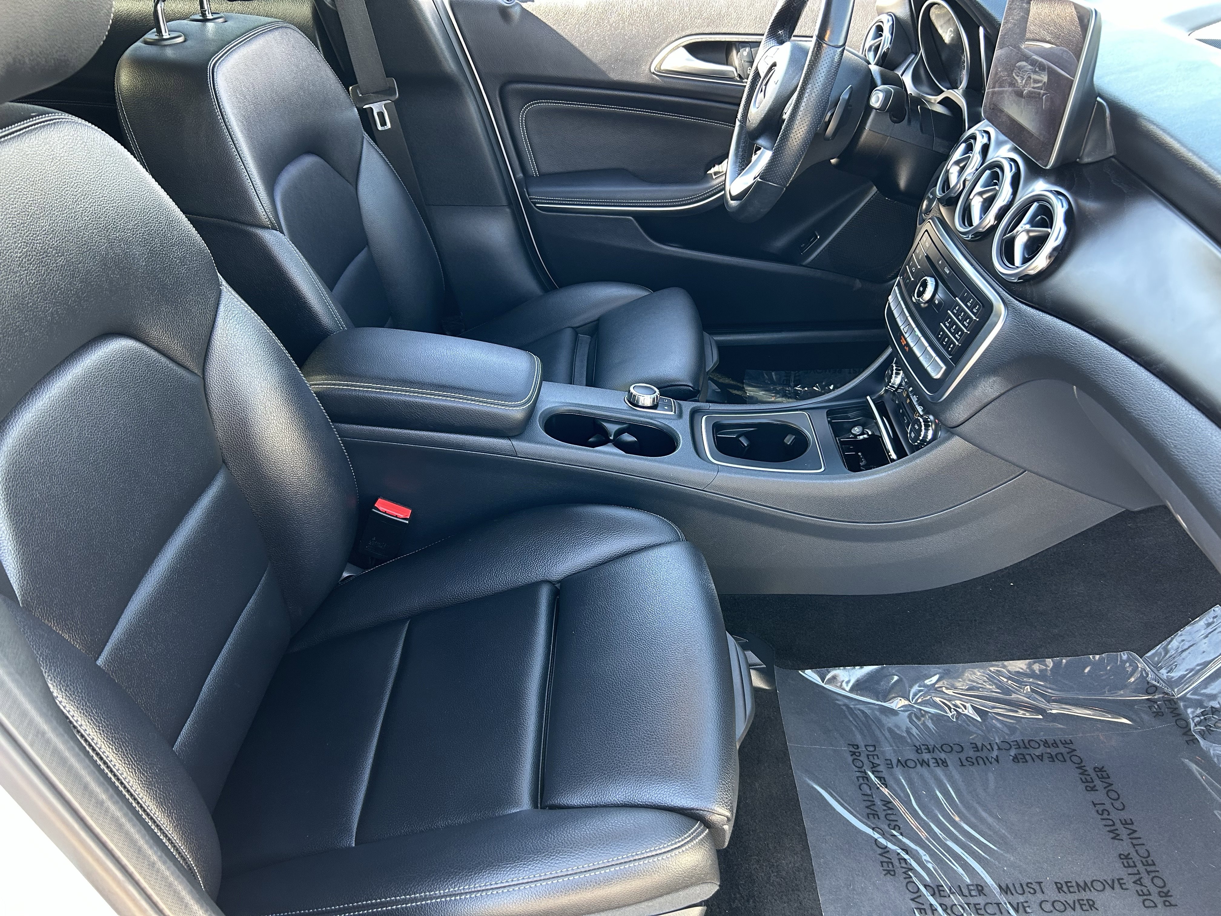 Used 2019 Mercedes-Benz GLA 250 4MATIC image 11