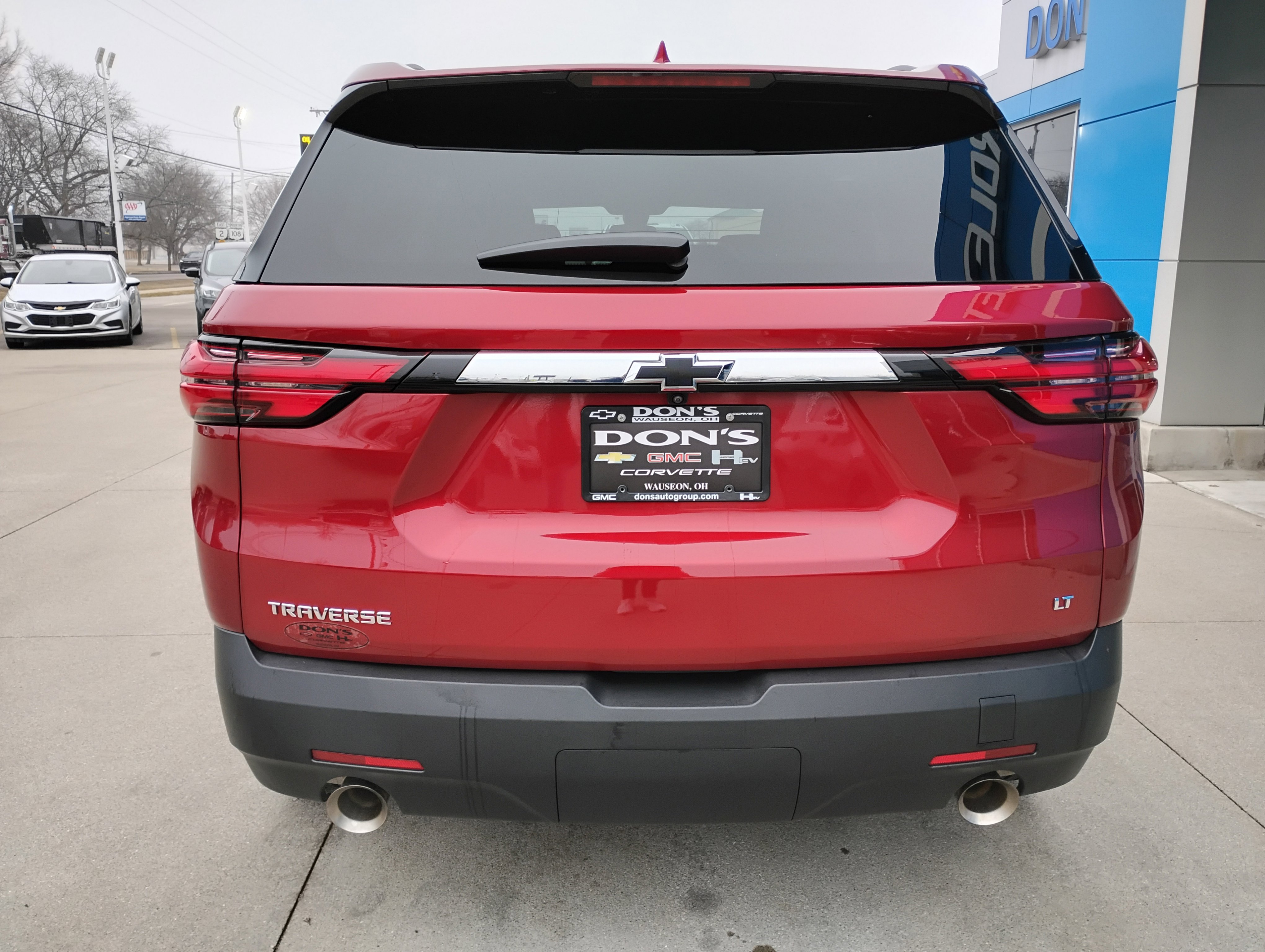 Used 2023 Chevrolet Traverse LT w/ LPO, Floor Liner Package image 33