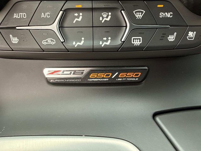 Used 2016 Chevrolet Corvette Z06 w/ 3LZ Preferred Equipment Group image 27