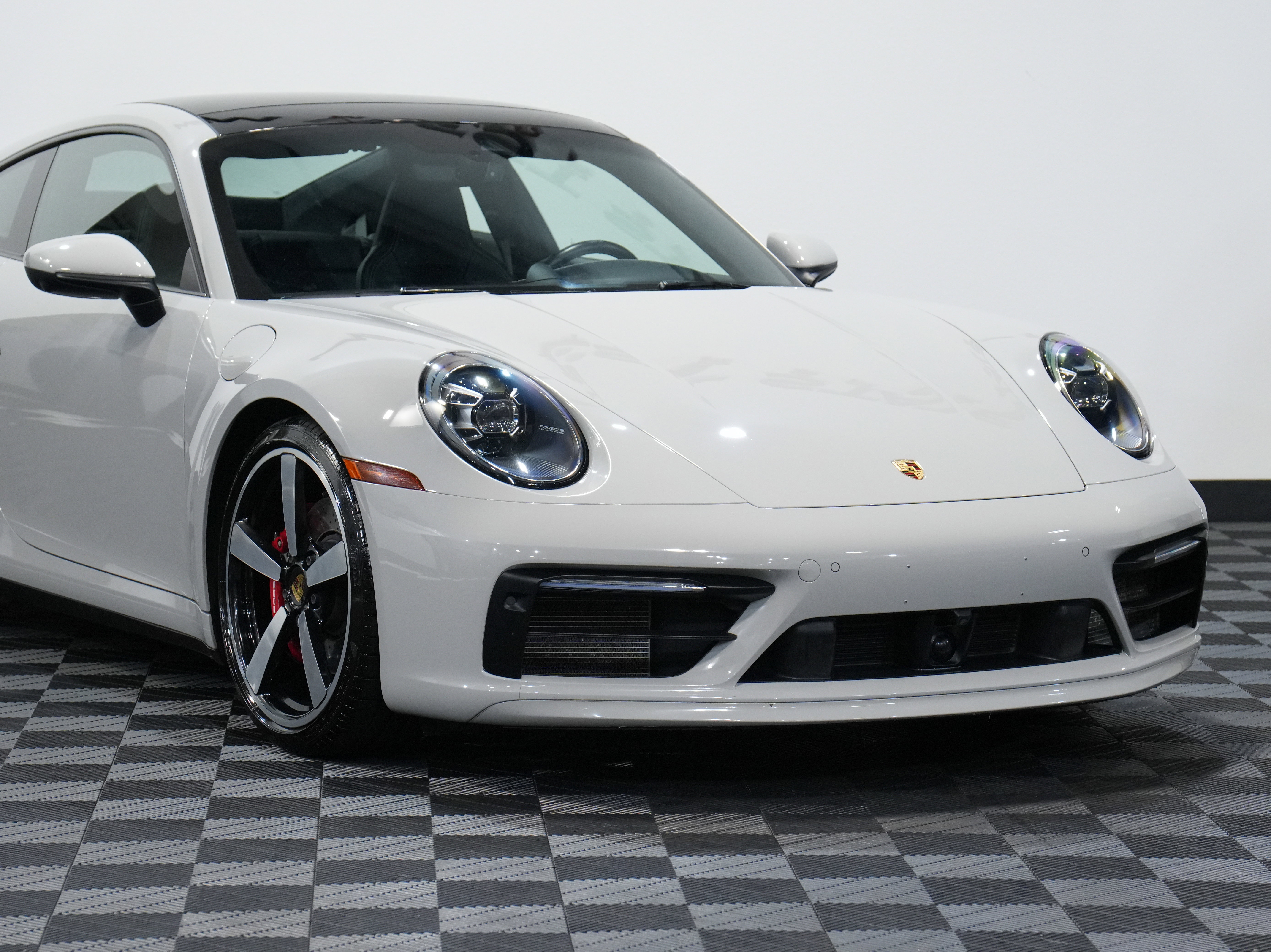Used 2020 Porsche 911 Carrera 4S image 9