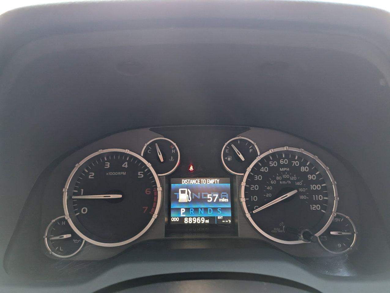 Used 2017 Toyota Tundra SR5 w/ SR5 Upgrade Package image 14