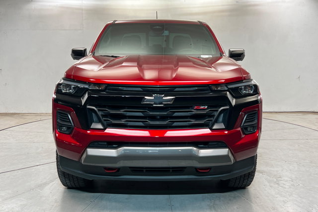 Used 2024 Chevrolet Colorado Z71 w/ Z71 Convenience Package 2 AWD/4WD image 8