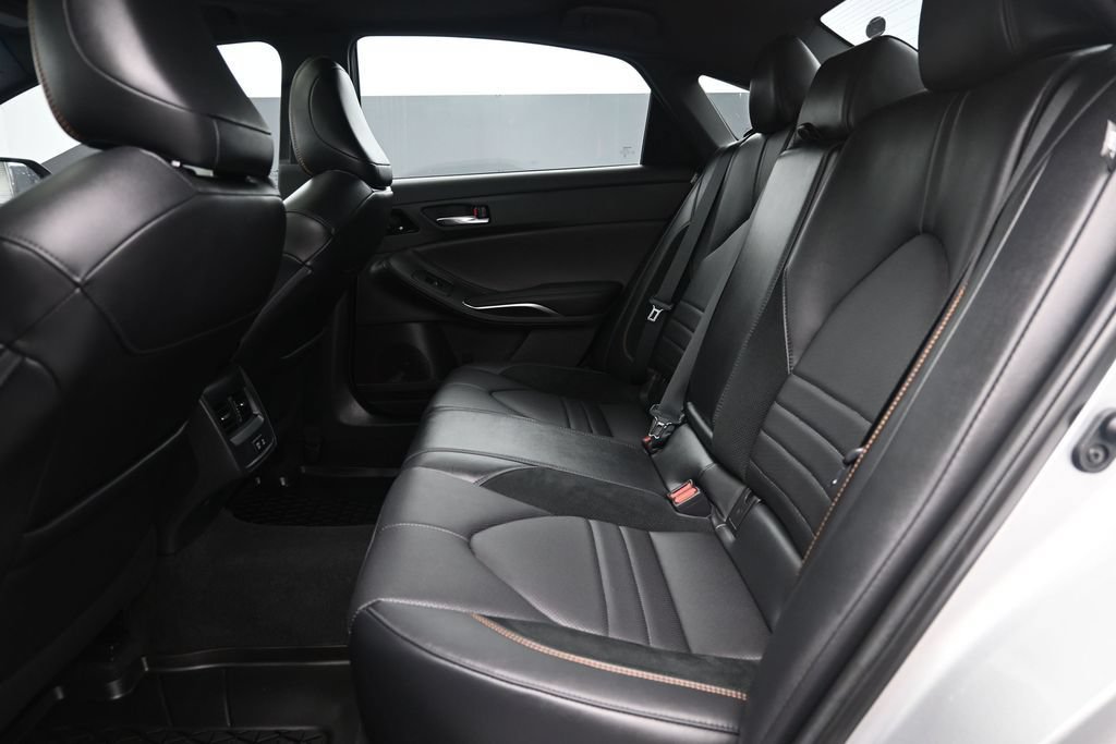 Used 2021 Toyota Avalon XSE FWD image 12