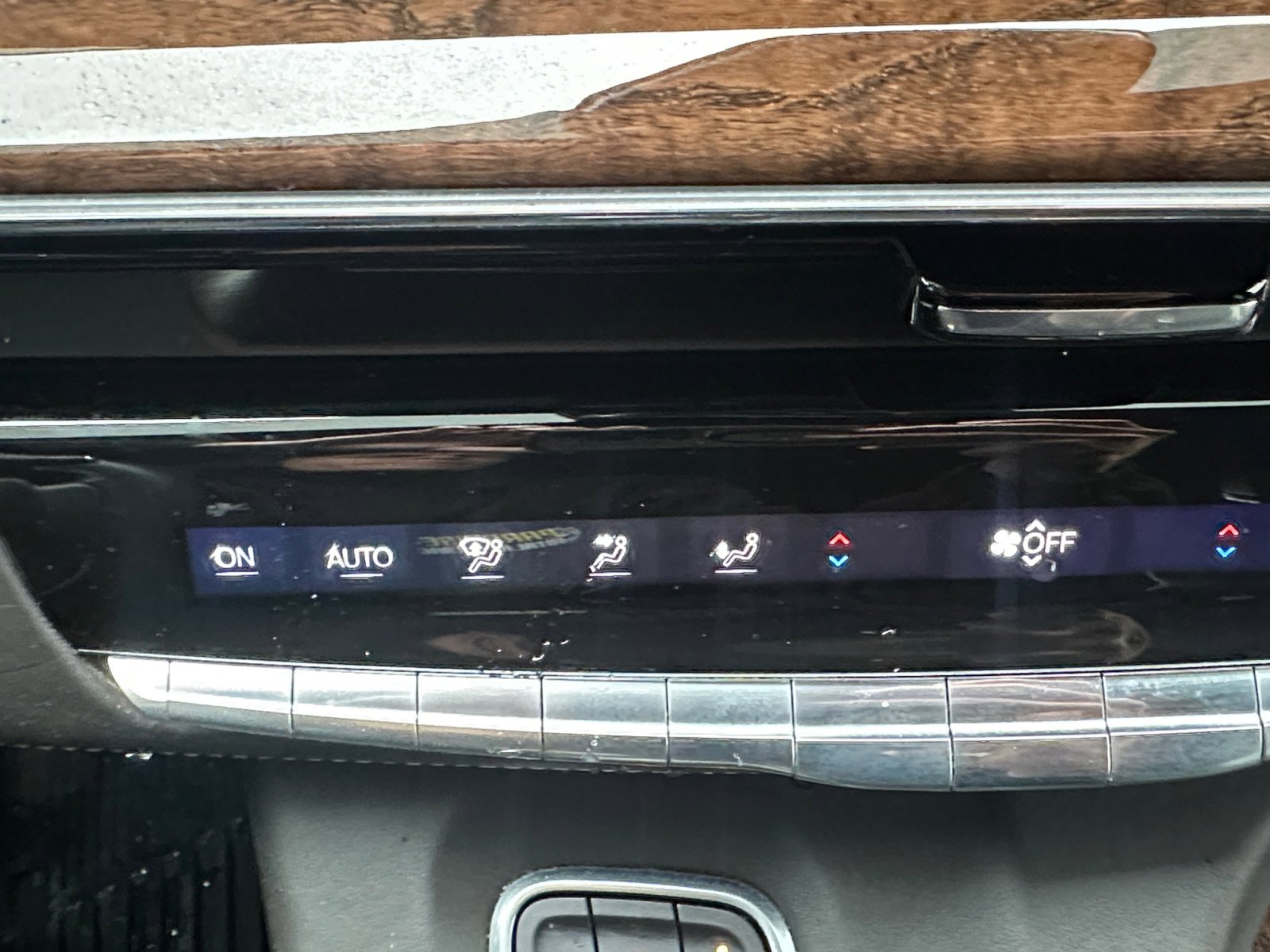 Used 2021 Cadillac Escalade Sport Platinum w/ LPO, ONYX Package AWD/4WD image 26