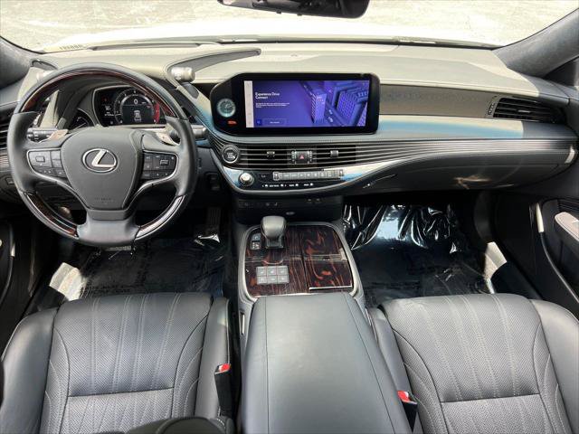 Certified 2023 Lexus LS 500 AWD w/ Luxury Package image 23