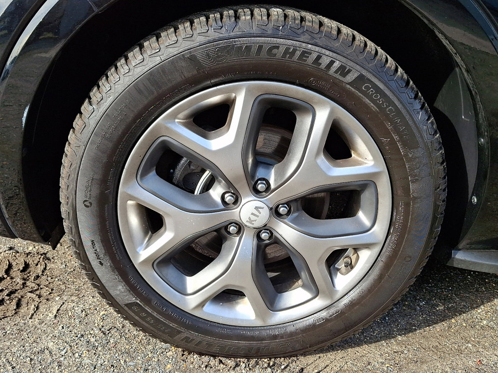 Used 2016 Kia Sorento SX w/ SXL Technology Package image 9