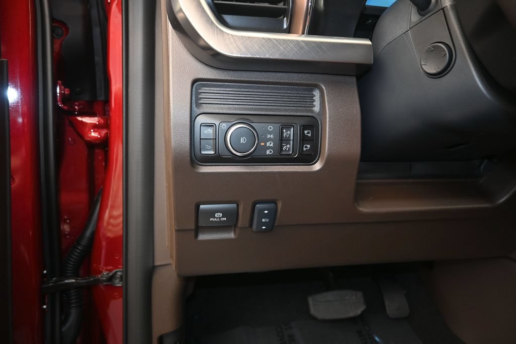 New 2026 Ford F250 King Ranch w/ Tremor Off-Road Package AWD/4WD image 13